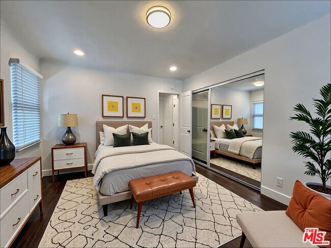 Foto del edificio - 1838 El Cerrito Pl