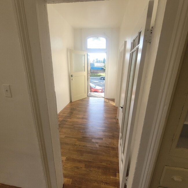 Foto del edificio - 914 Martin Luther King Jr Way