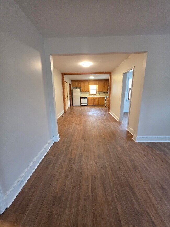 Foto del edificio - 612 Greenway Dr