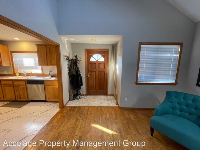 Foto del edificio - 2 br, 1.5 bath House - 309 North 2nd Street