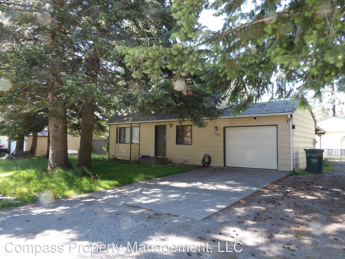 2 br, 1.5 bath House 7529 W Wright Rd. House Rental in Rathdrum, ID