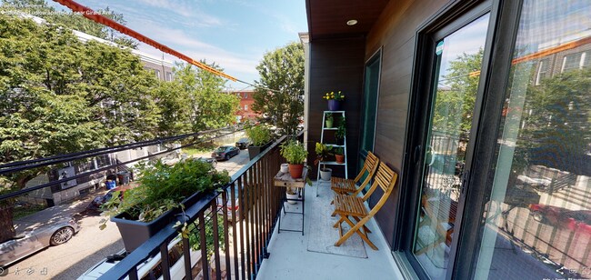 Foto del edificio - 1335 N 7th St