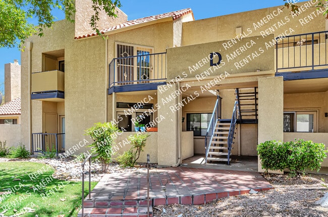 Foto del edificio - 1200 E River Rd
