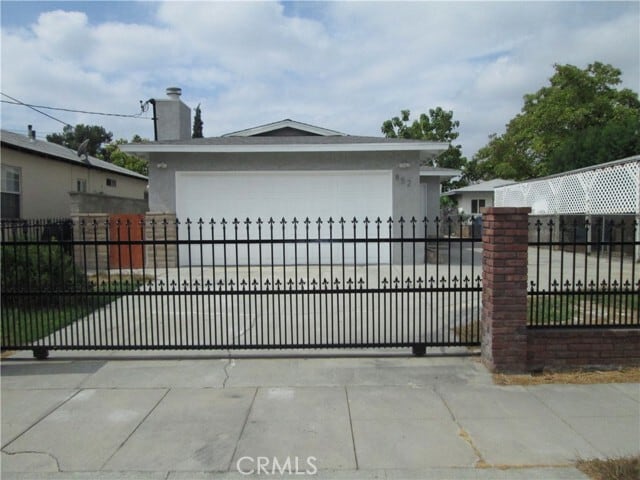 Foto principal - 852 N Davidson Ave