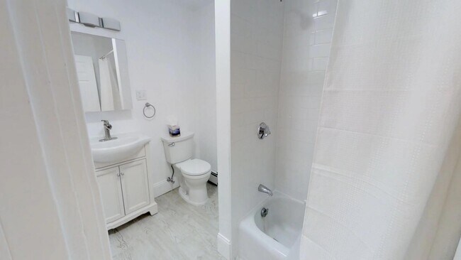 Foto del edificio - 62 Walden St