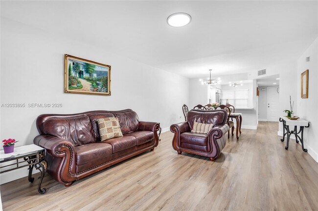 Foto del edificio - 701 SW 142nd Ave