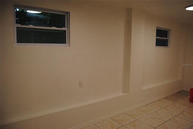 Foto del edificio - 1415 E Comanche Ave