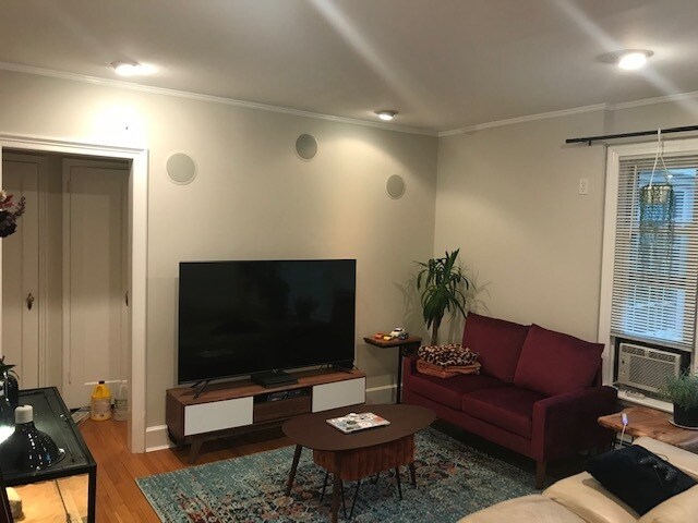 Building Photo - 30B Meadowbrook Pl