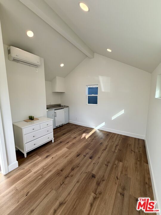 Foto del edificio - 3826 S Harvard Blvd