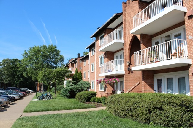 Fairfax Circle Villa Apartments - Fairfax, VA | Apartments.com