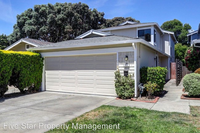 Building Photo - 3 br, 2.5 bath House - 932 Shoal Drive