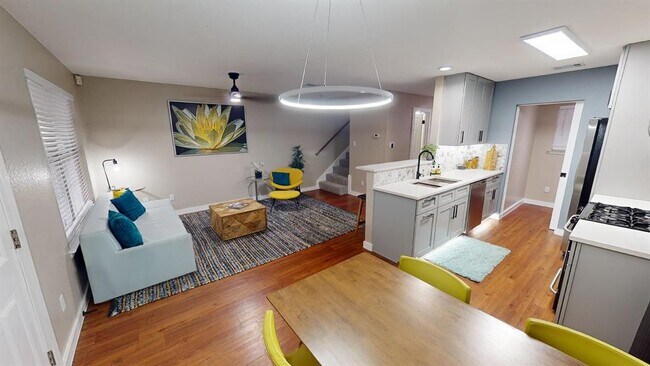 Foto del edificio - 4301 Banister Ln