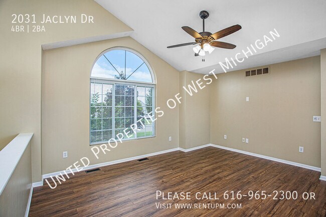 Foto del edificio - 2031 Jaclyn Dr