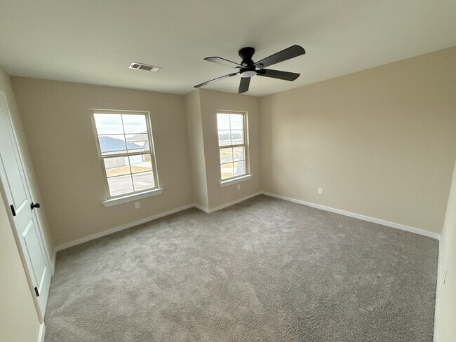 Foto del edificio - 2815 Epping Way Dr