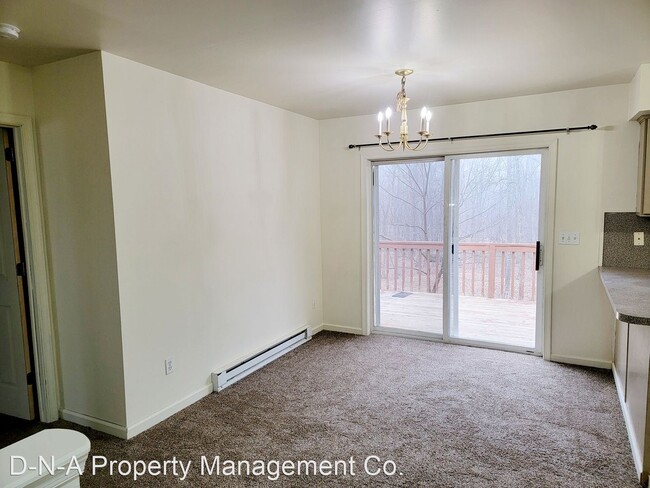 Building Photo - 3 br, 2 bath House - 3676 Bristol Circle E...