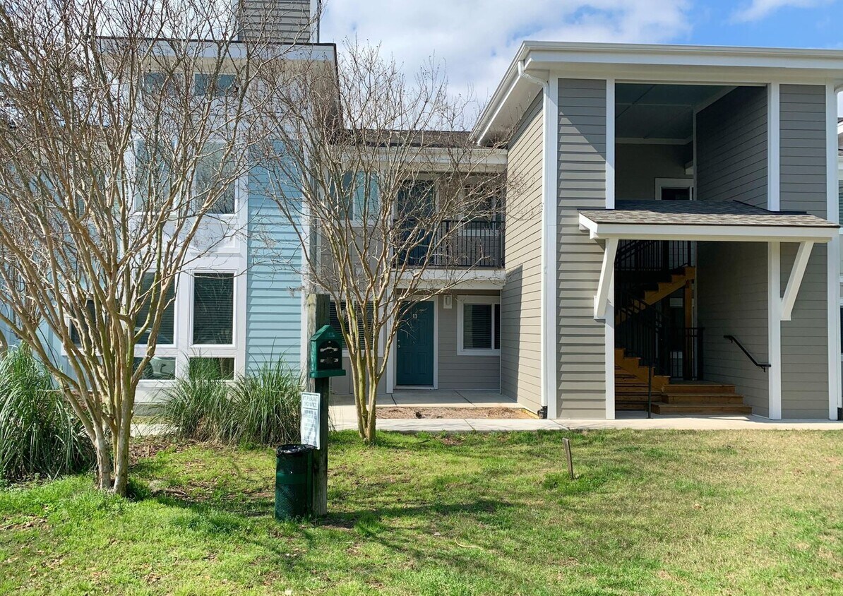 Foto principal - 273 Alexandra Dr