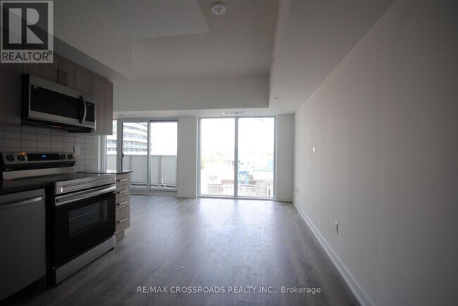 Building Photo - 1010 Sandy Beach Rd