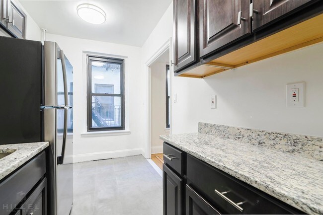 Foto del edificio - 4309 47th Ave