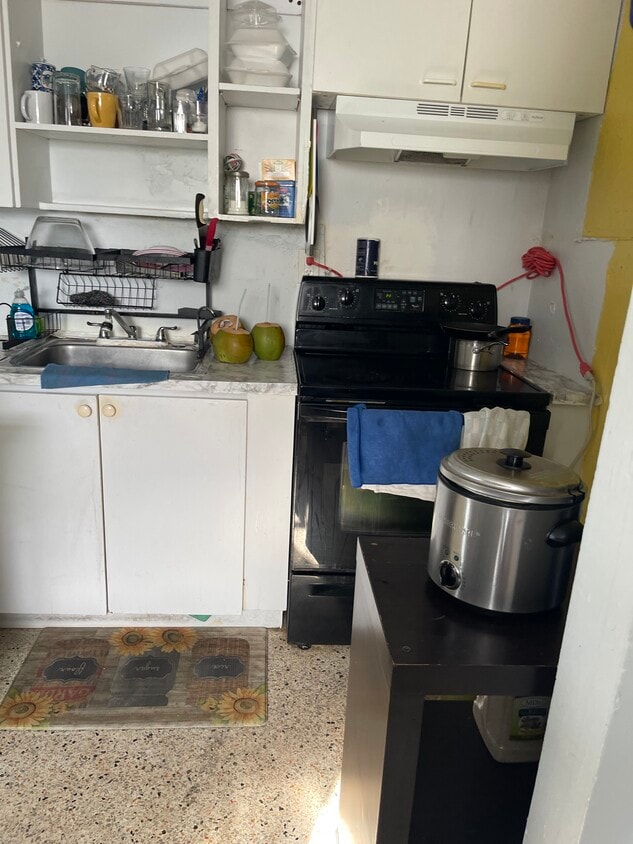 Primary Photo - 525 SW 6th Ct