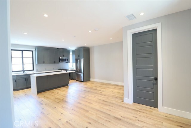 Foto del edificio - 1348 Burnside Ave