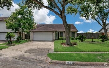 Building Photo - 326 Fair Oak Dr