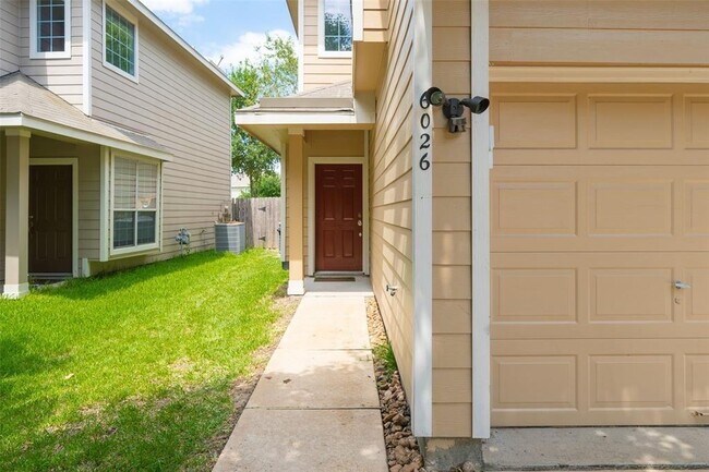 Building Photo - 6026 Langham Mist Ln