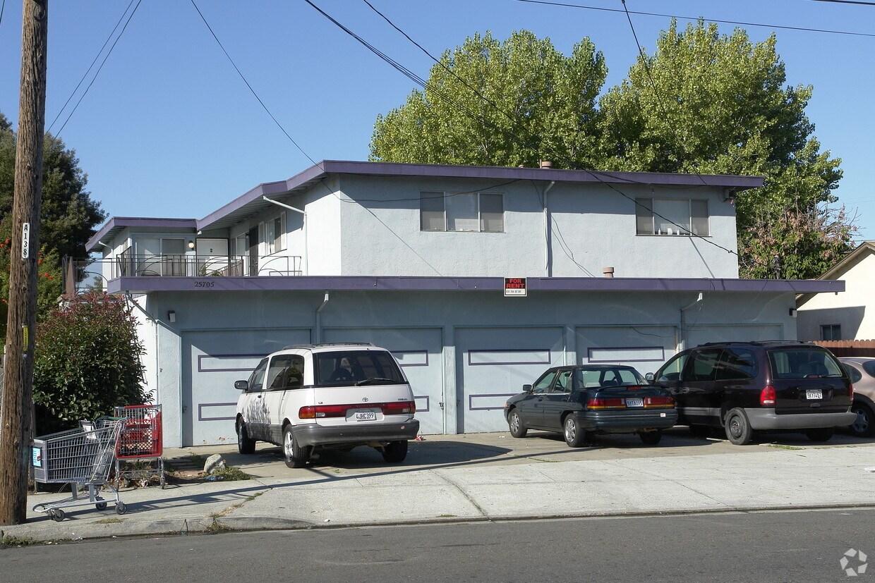 Primary Photo - 25705 Whitman St