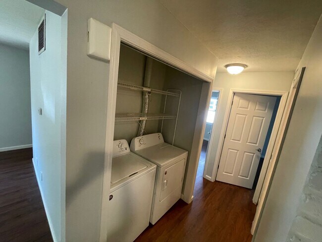 Building Photo - Remodeled Three Bedroom