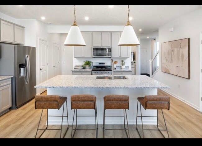 Building Photo - 3346 Abberley Dr