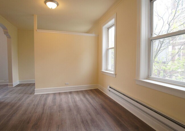 Foto del edificio - 2936 W Palmer St