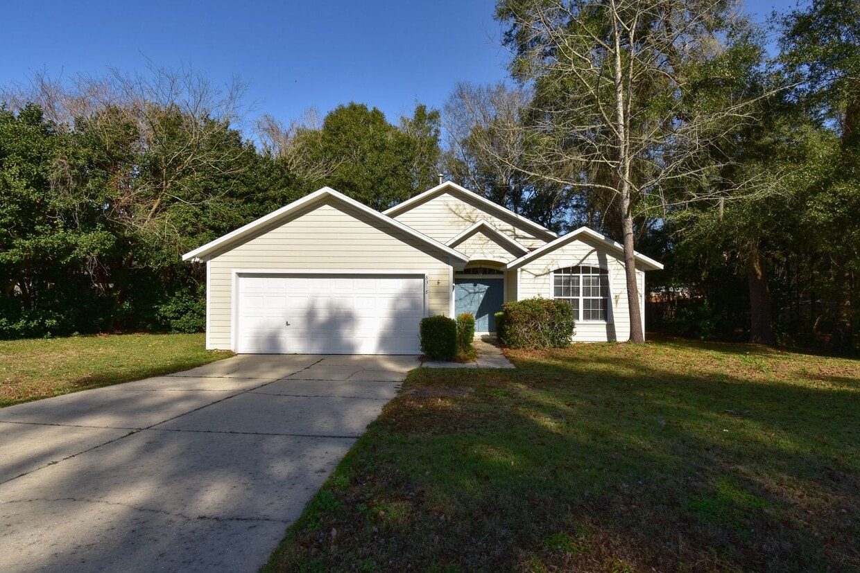 Primary Photo - 8318 SW 64th Place (Hickory Forest)