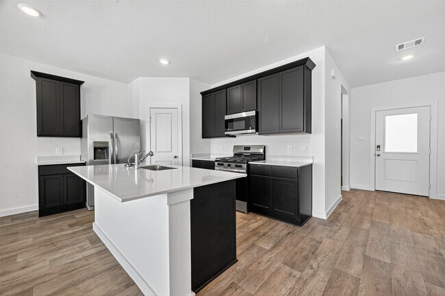 Foto del edificio - 6108 Jasper Hl Dr