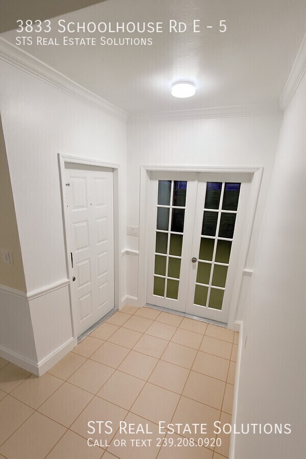 Foto del edificio - 3833 Schoolhouse Rd E