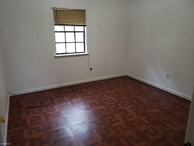 Building Photo - 2 br, 1 bath  - 116 Vieux Orleans Cir Apt D