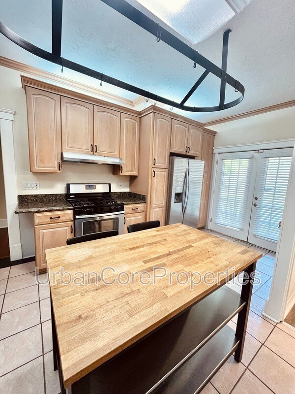 Foto del edificio - 235 7th Ave N