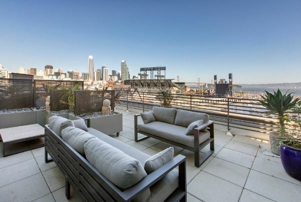 Foto del edificio - 1000 3rd St