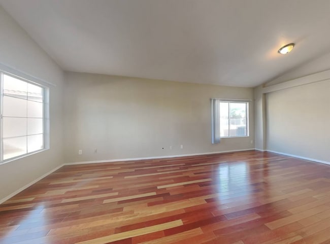 Building Photo - 2508 N Silverado