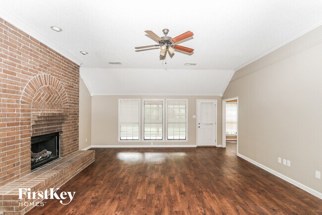 Foto del edificio - 3456 Sunswept Dr