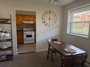 Interior Photo - Colonial Point Apartments