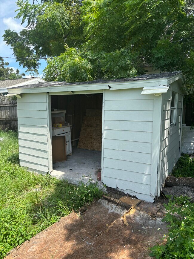 Building Photo - 4170 55th Ave N