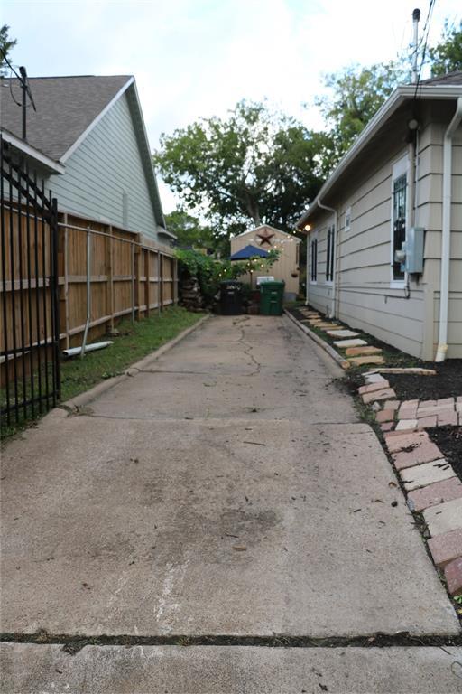 Building Photo - 3610 McGowen St
