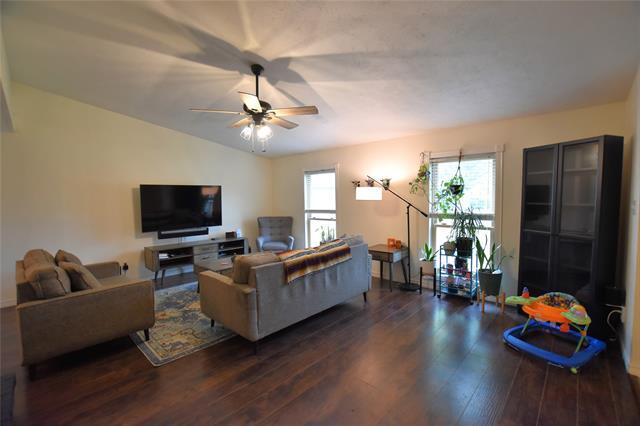 Foto del edificio - 6514 Briar Knoll Cir