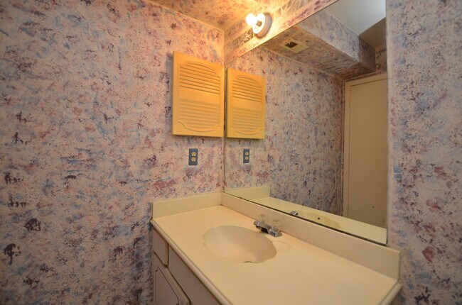 Foto del edificio - 4022 Belle Park Dr