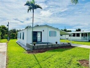 Building Photo - 16091 Siesta Dr