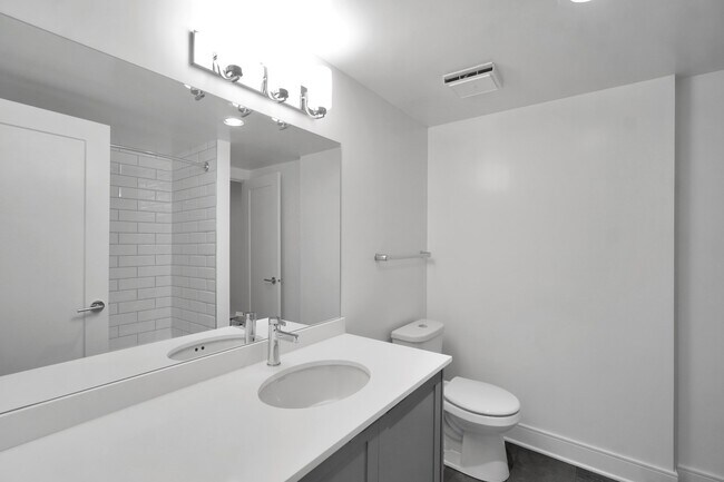Photo du bâtiment - Pandora Heights Apartments