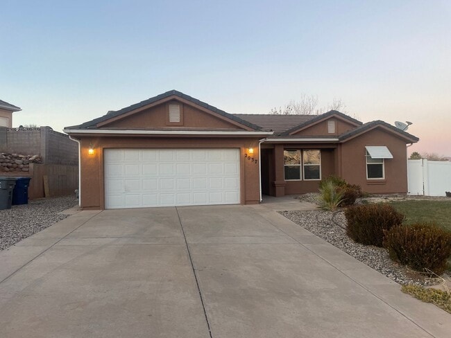 Building Photo - Great home in excellent location!!