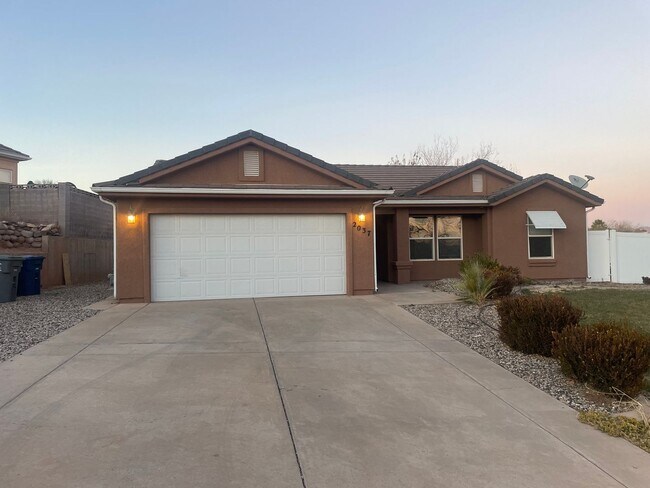 Foto del edificio - Great home in excellent location!!