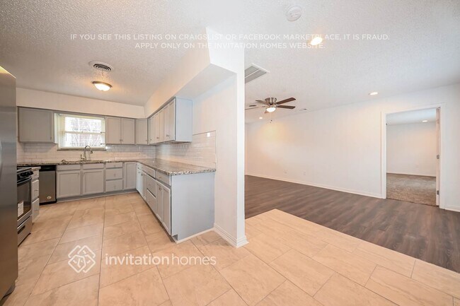 Foto del edificio - 2437 W 4th St
