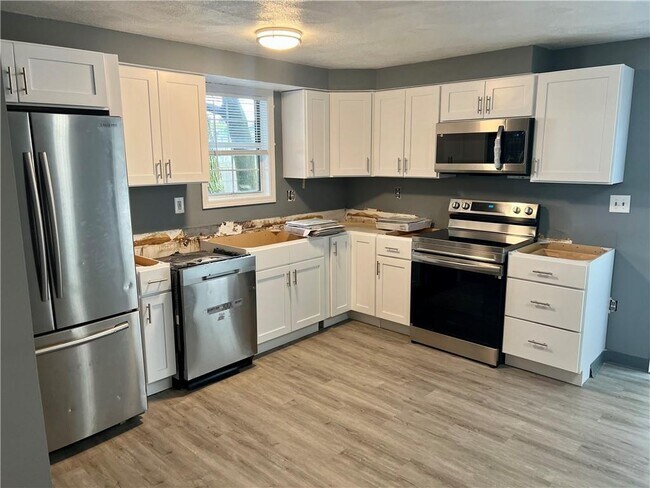 Foto del edificio - 12 Dresser St