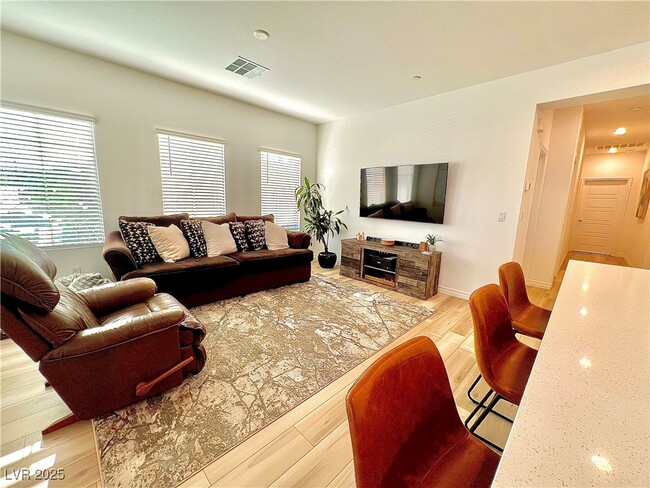 Foto del edificio - 600 Carriage Hill Dr